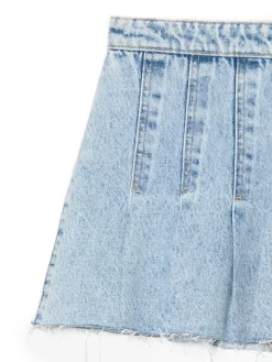 Jeansowa spódniczka z zakładkami
