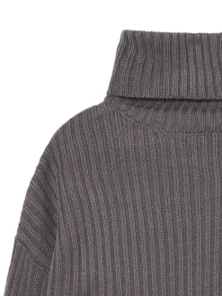 Jesienny sweter oversize z golfem