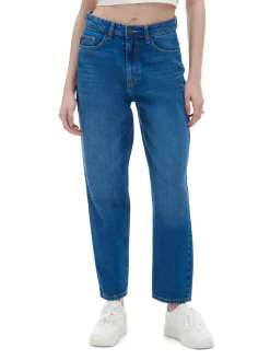 Klasyczne jeansy mom