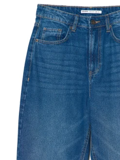 Klasyczne jeansy mom