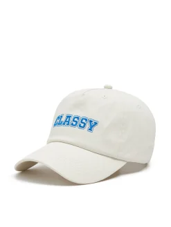 Kremowa czapka z daszkiem