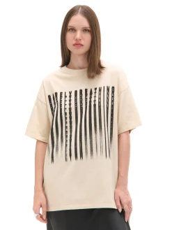 Kremowa koszulka oversize z nadrukiem
