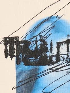 Kremowa koszulka z nadrukiem