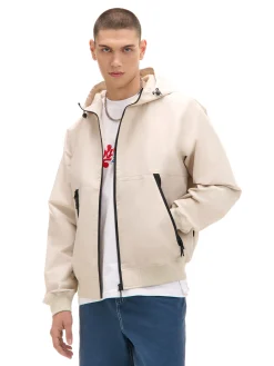 Kremowa kurtka z kapturem