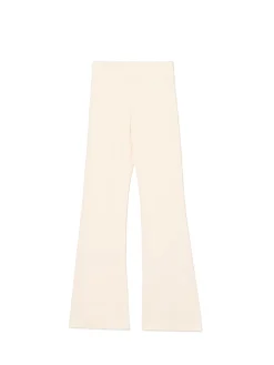 Kremowe dresy typu flare