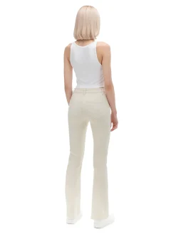 Kremowe spodnie flare