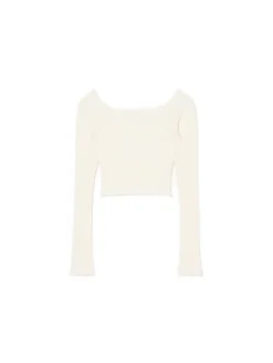 Kremowy sweter z odkrytymi ramionami