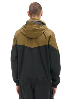 Kurtka z chowanym kapturem