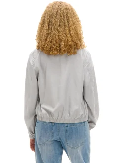 Lekka szara bomberka