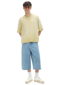 Luźna koszulka z efektem sprania