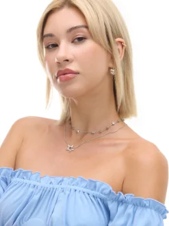 Niebieska sukienka mini z krótkimi rękawkami