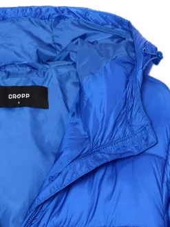 Niebieski płaszcz puffer z kapturem