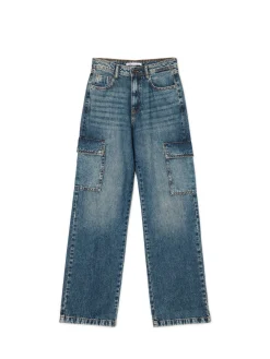 Niebieskie jeansy baggy