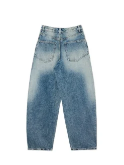 Niebieskie jeansy skater z efektem sprania