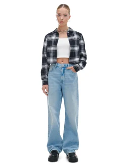 Niebieskie jeansy wide leg