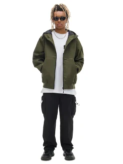 Oliwkowa kurtka z kapturem