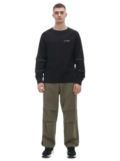 Oliwkowe spodnie parachute z paskiem