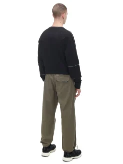 Oliwkowe spodnie parachute z paskiem