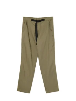 Oliwkowe spodnie z paskiem