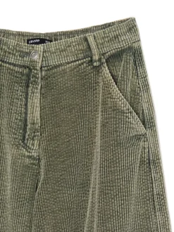 Oliwkowe sztruksowe spodnie