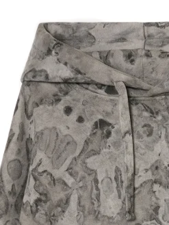 Oversizowa bluza z kapturem i nadrukiem