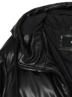 Pikowany płaszcz ze sztucznej skóry