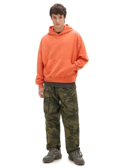 Pomarańczowa bluza z kapturem