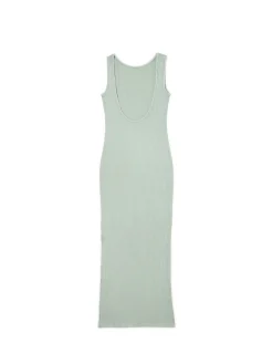 Prążkowana oliwkowa sukienka midi