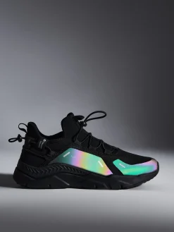 Sneakersy z efektem reflective