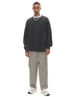 Spodnie ze ściagaczami przy nogawkach