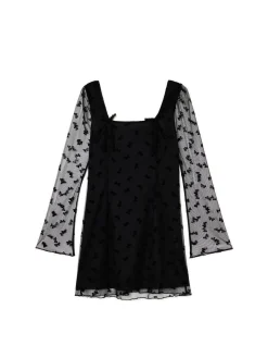 Sukienka mini z dekoracyjną siateczką