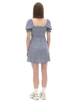 Sukienka mini z kwiatowym wzorem all over