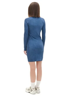 Sukienka z efektem oil wash