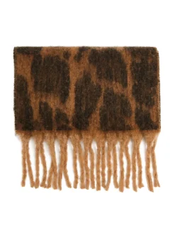 Szalik w panterkę z frędzlami