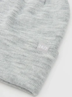 Szara czapka beanie
