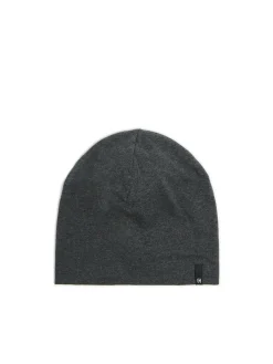 Szara czapka beanie basic