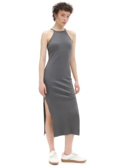 Szara plisowana sukienka