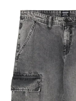 Szare jeansy relaxed