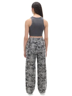 Szare spodnie w marmurkową kratę