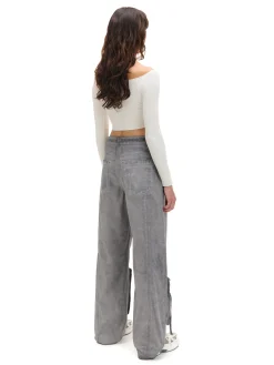 Szare spodnie z kieszeniami cargo