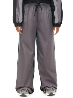 Szare spodnie z lampasami