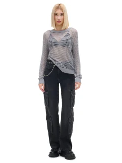 Szary siatkowy sweter