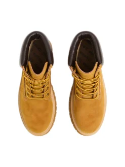 Sznurowane botki na zimę