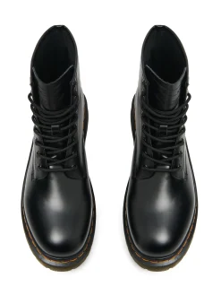 Sznurowane trzewiki z imitacji skóry