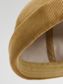 Sztruksowa czapka dockerka