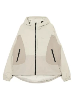 Trójkolorowa kurtka z kapturem