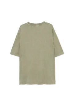 T-shirt z postrzępionymi brzegami