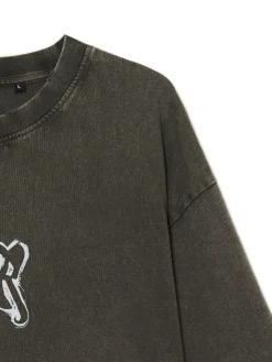 T-shirt z postrzępionymi brzegami