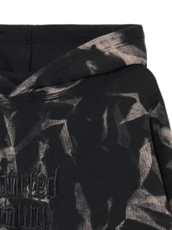 Wzorzysta bluza z kapturem z naszywką