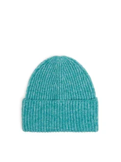 Zielona czapka z domieszką wełny